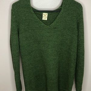 Long sleeve green sweater